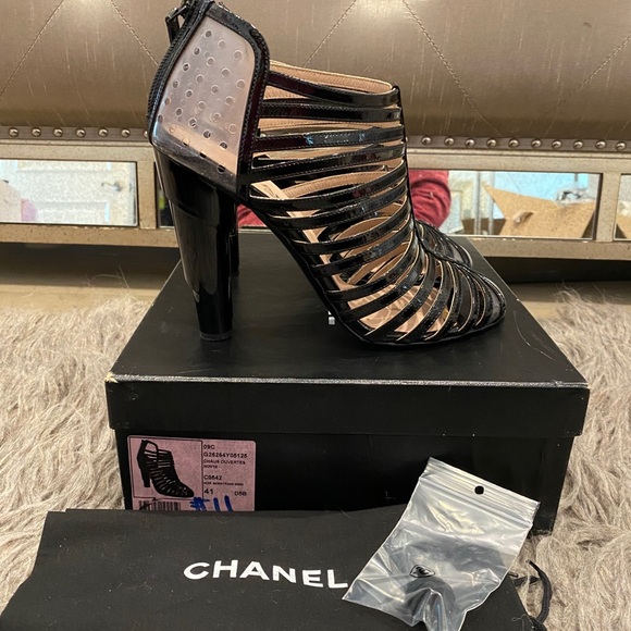 RARE AUTH CHANEL BLACK CAGE HEELS SZ 41/ US 11 - Picture 4 of 14